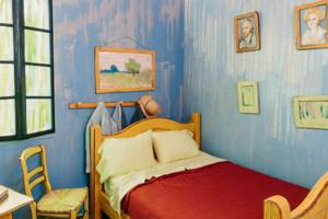 Пожить в комнате с картины Ван Гога