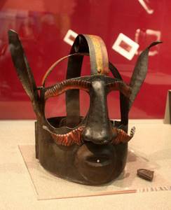 Зачем в Средневековье на женщин надевали железные маски