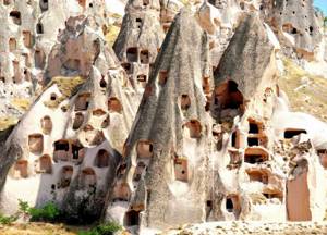 5 древних шедевров, высеченных из скал, Каппадокия (Турция)