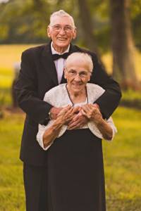 Пара, отметившая 65 летие брака