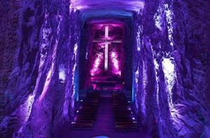 Потрясающие подземные храмы, расположенные в разных уголках мира, Соляной собор Сипакиры (Zipaquira Salt Cathedral), Колумбия