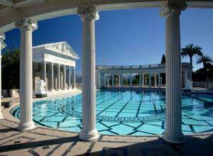 Топ самых необычных бассейнов мира, “The Neptune Pool”, замок Херста