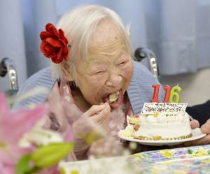 13 невероятных фактов о Японии, В этом году 32000 японцев исполнилось 100 лет