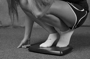10 ошибок, которые часто совершают при похудении с помощью физических упражнений, Слишком частое взвешивание