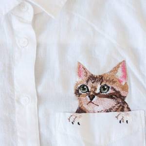 Рубашки с милыми вышивками котиков
