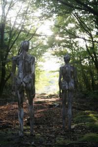 Человеческие скульптуры из коряг японского художника Нагато Ивасаки