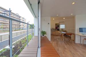 tiny-house-mizuishi-architects-atelier-japan-3, Вы будете удивлены, как этот крошечный домик выглядит изнутри