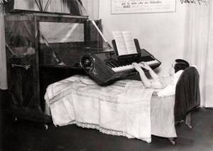 Пианино для лежачих больных вещи, прошлое