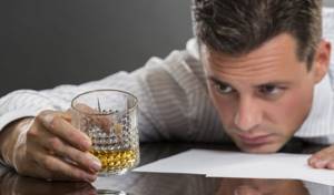 7 неизбежных проблем, которые ждут каждого любителя выпить, Рак горла