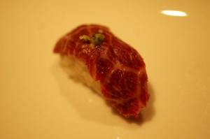 Блюда японской кухни, от которых у вас пропадет аппетит, Сырая рыба — это еще куда ни шло, но конина