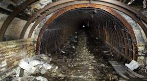 Метро-2: что скрывают тоннели под Москвой